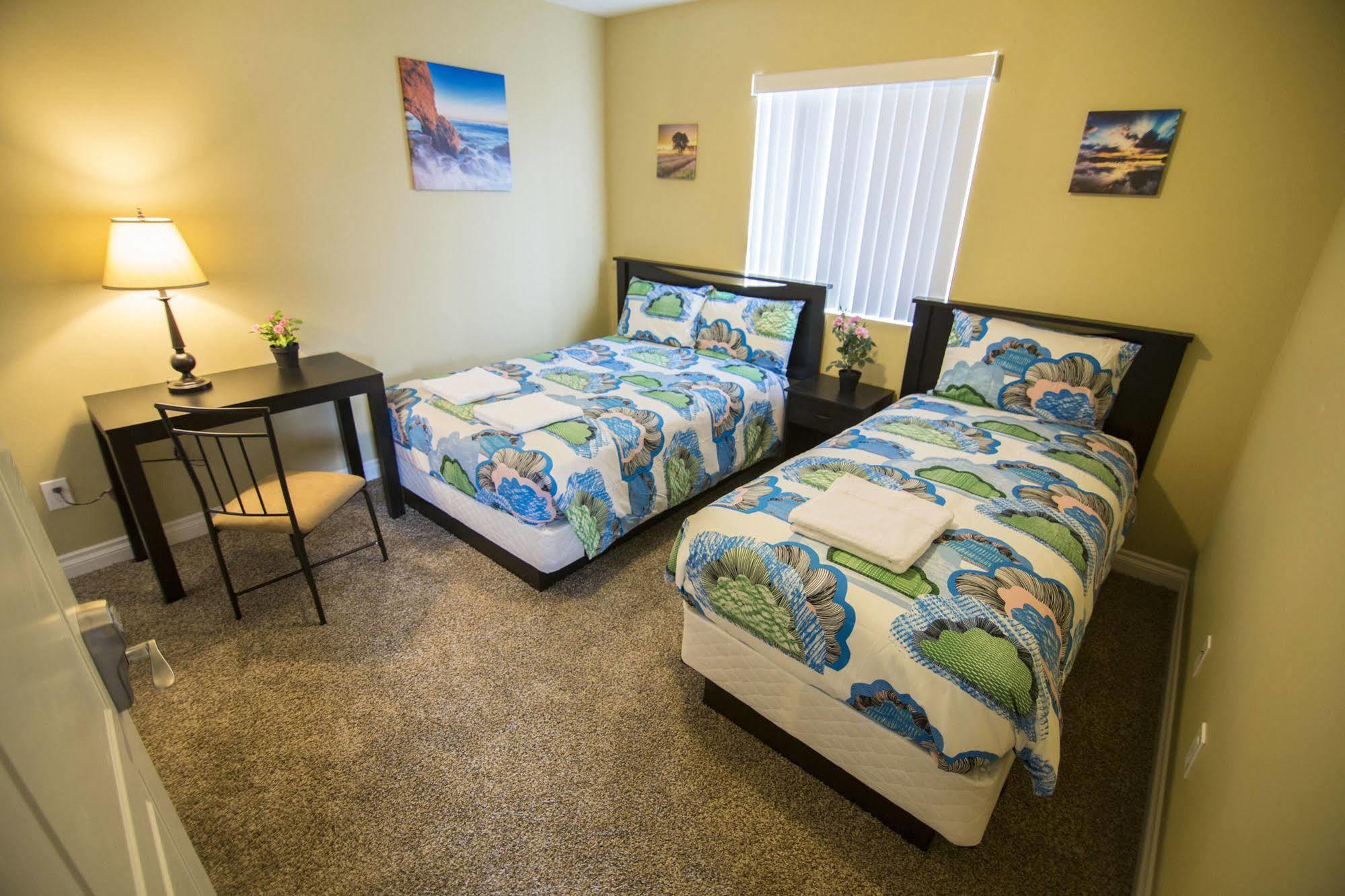 Los Angeles Vacation Rooms Exterior photo