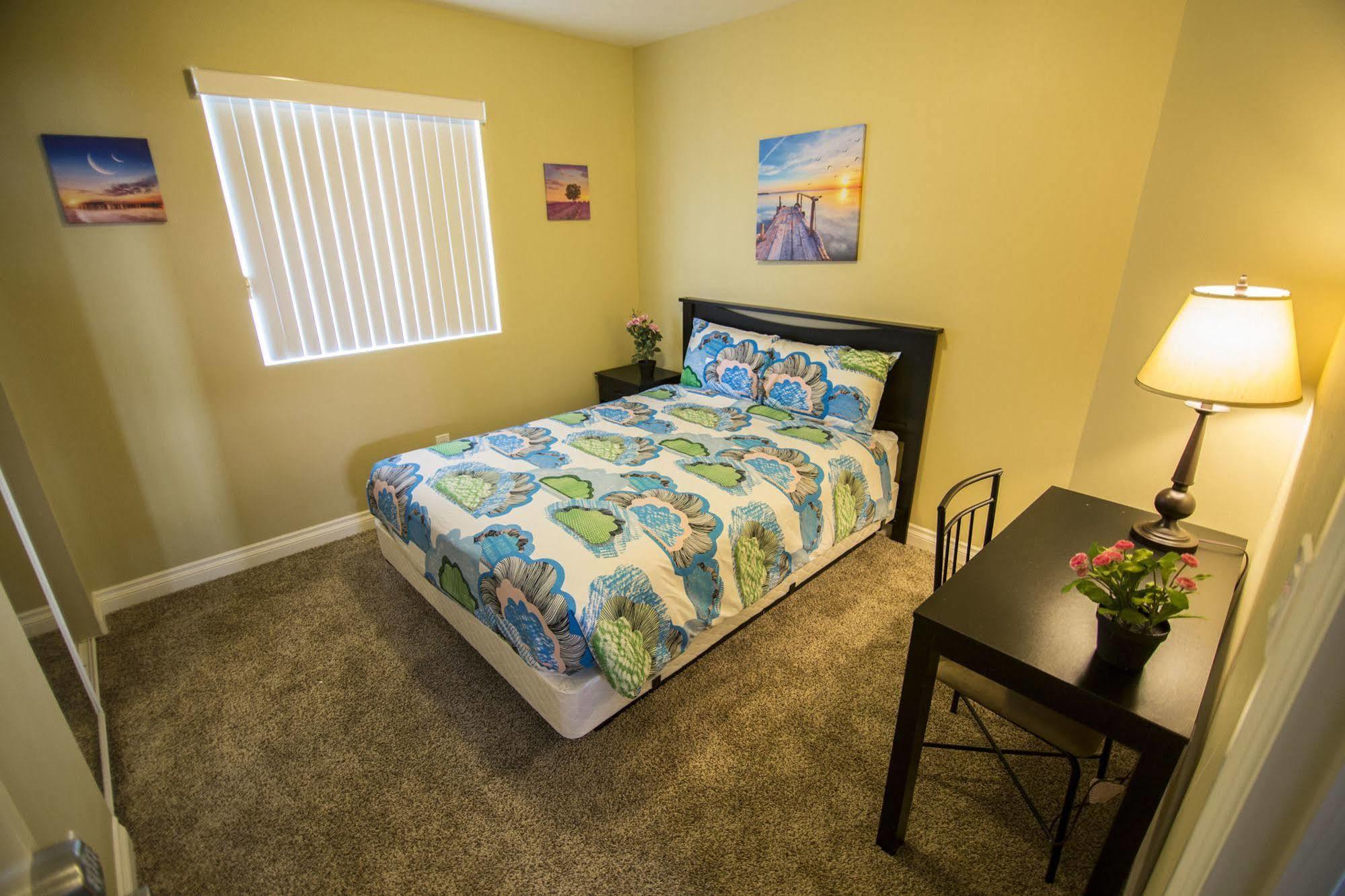 Los Angeles Vacation Rooms Exterior photo